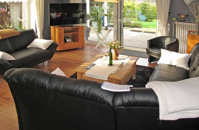 Estupenda casa de vacaciones privada con WIFI, TV, terraza, mascotas permitida y aparcamiento