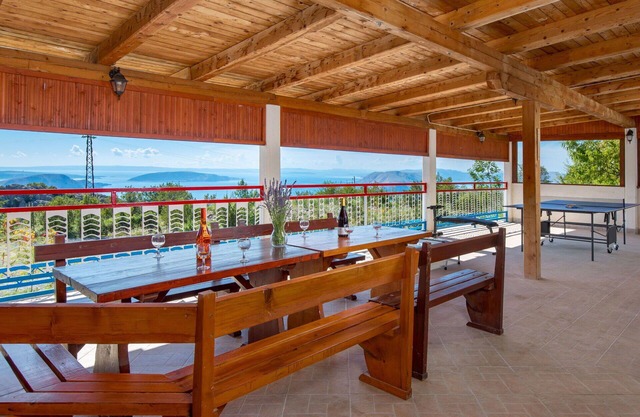 Estupenda casa de vacaciones privada con WIFI, piscina privada, A/C, TV, terraza, mascotas permitida
