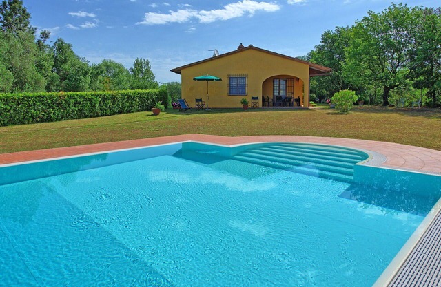 Casa de vacaciones privada con WIFI, piscina privada, TV, terraza, vista panorámica, aparcamiento