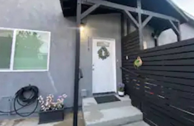 Beautiful remodeled 2 bedroom - patio - bbq