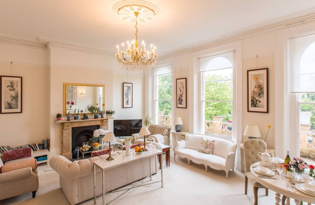 Hermoso y espacioso apartamento Regency en el centro de Cheltenham, estacionamiento gratuito