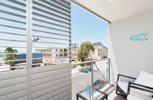 The Shoal, Unit 210 / 4-8 Bullecourt Street