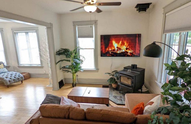 Beautiful, Upscale Split Level Home. Feels like a single family