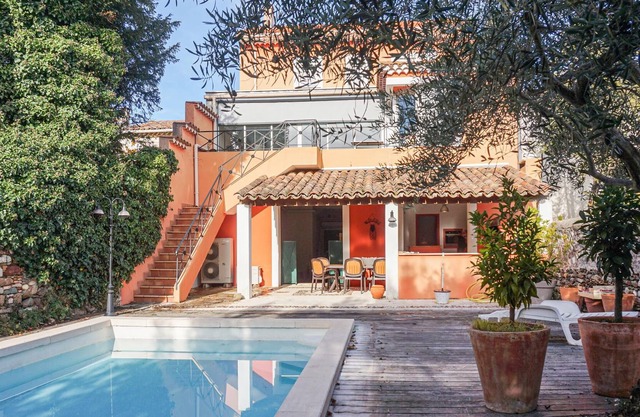 Alojamiento de 5 habitaciones en Saint Chinian