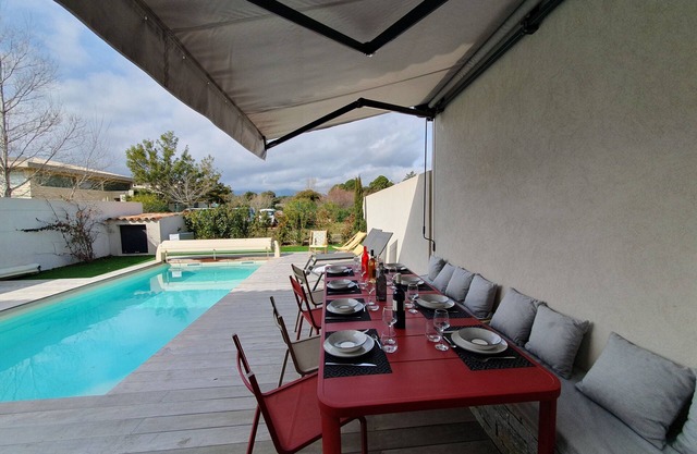 Beautiful Villa 5 *, 6-8 people, T5, 4 Bedrooms with private heated pool