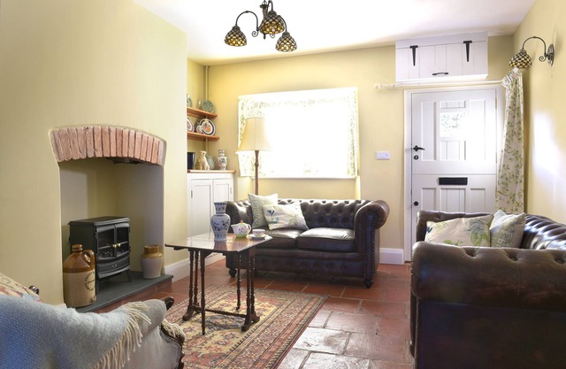 Recientemente restaurado de dos dormitorios, casa de campo que admite mascotas, ideal para explorar Exmoor.