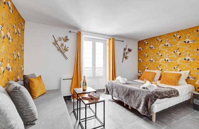 TBS 143 - Fully-equipped studio apartment