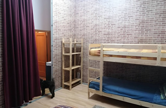Global Guests - Cama en habitación compartida mixta 4 de 6 camas