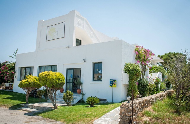 Bed and Breakfast 'Ilios and Irene 5' con terraza compartida, Wi-Fi y aire acondicionado.