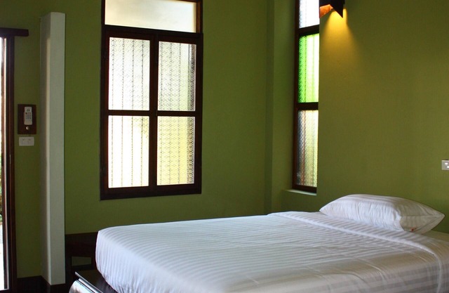 Bed & Breakfast, 2 camas Queen size cerca de la estación de tren de Chiang Mai