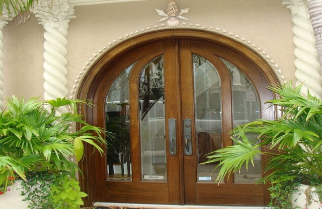 Belle Maison frente a la playa casa con piscina privada - Indian Rocks Beach FL