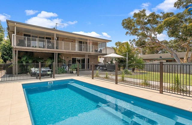 Belle View - Callala Bay – Stay 3, Pay 2
