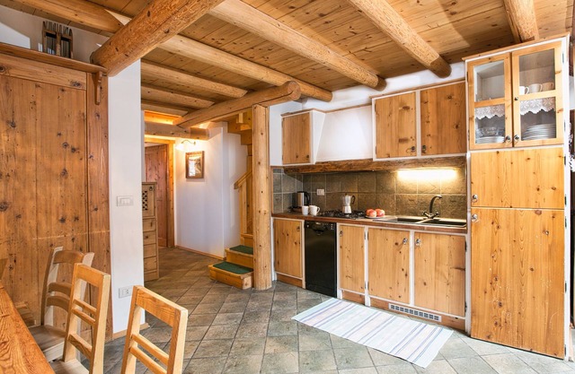 Casa de Cuento de Hadas en Bellamonte Italia con Jacuzzi
