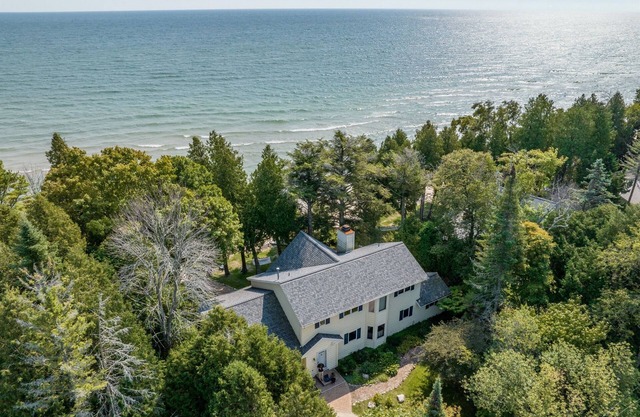 Lake Michigan Waterfront Summer House