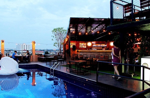 El mejor centro de la ciudad de Ekamai Sukhumvit, recientemente renovado, 1 habitación + sala de estar, 60 m2