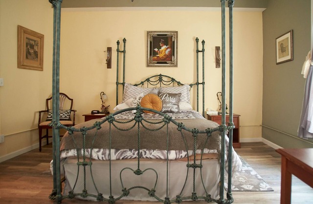 ¡El secreto mejor guardado en "The District" Downtown Columbia!