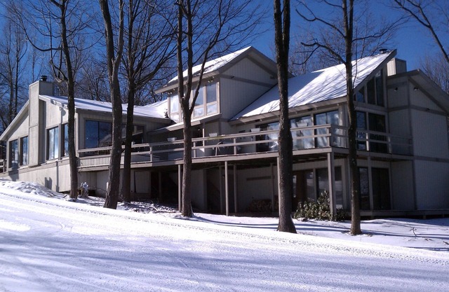 La mejor casa de lujo. Mini Ski Lodge. Ski in / Ski out. Los jugadores de golf mega mancave.
