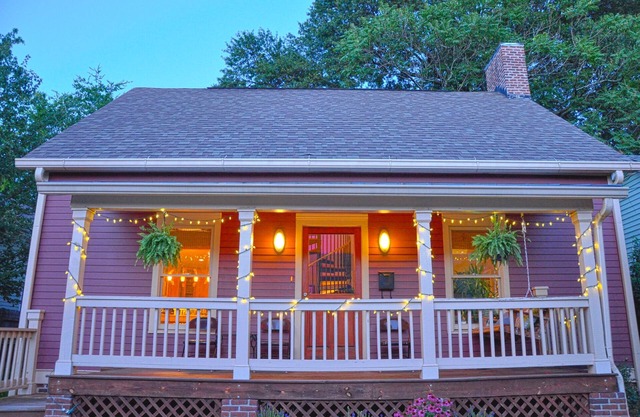 Lo mejor de Cabbagetown con piano de cola, jacuzzi, putting green. ¡2 millas al MB-Stadium!