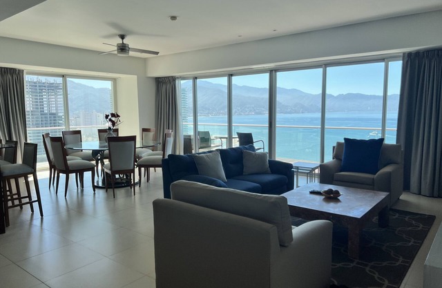 Best view and location at ICON Vallarta.10 min from airport and 15 min downtown