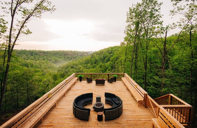 Shawnee Retreat | Cave, Game Room, Hot Tub & Views