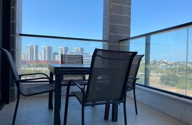 Big - Beautiful Family Aprtment- 5 Min From TLV