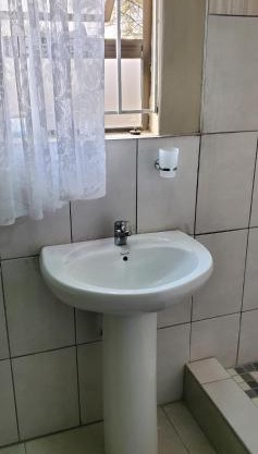 Binu Motel
