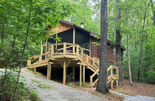 Bird Song Cabin - Cabina en el bosque! - Helen Georgia - WIFI