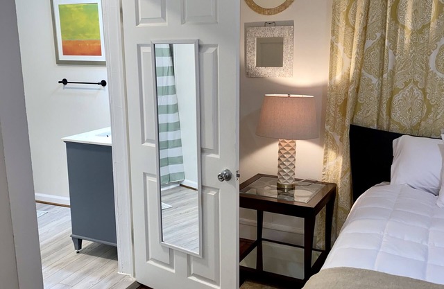 Birmingham Comfort and Clean 3 Bedroom 2 Baths