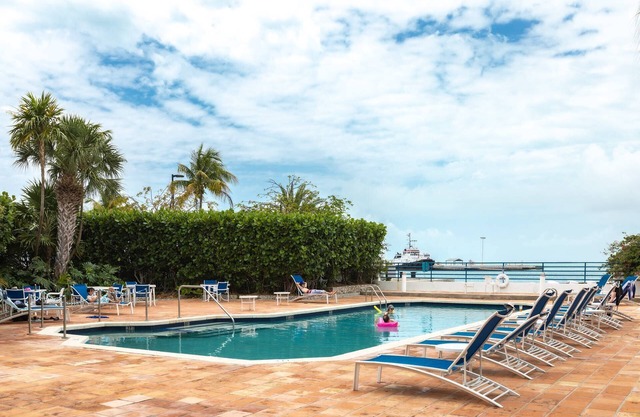 Blue Bayou: Ideal Key West Location W/ Shared Pool, Steps from Beach, Duval Street & Mallory Square!