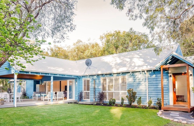 Blue House: una calle de la playa
