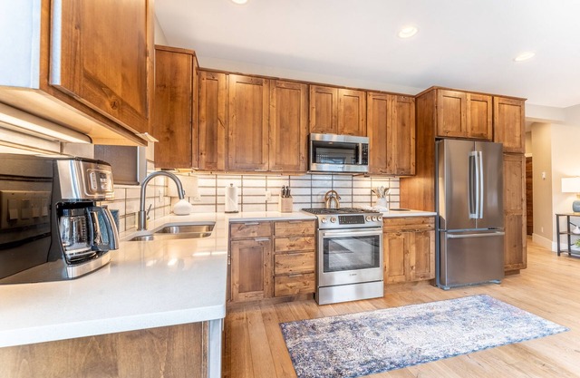 Blue River Flats Building 2 #302 By Summit County Mountain Retreats