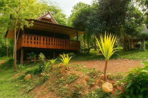 Blue Sky Hills Home Stay