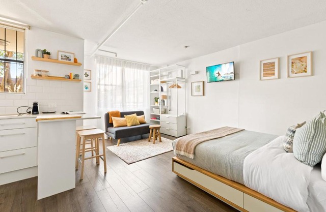 Bondi Studio with Rooftop Pool & Beach Views