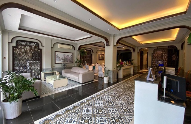Bonne Nuit Hotel