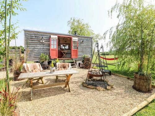 Bonnie's Shepherd's Lodge Retreat & Wellness