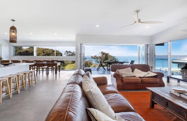 BOUDDI BEACH RETREAT