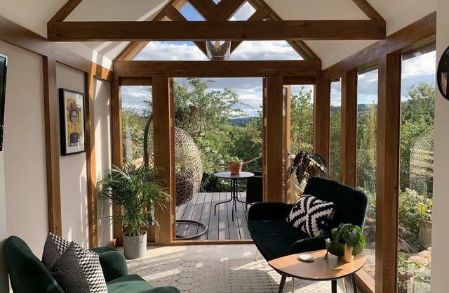Apartamento boutique con terraza y vistas.