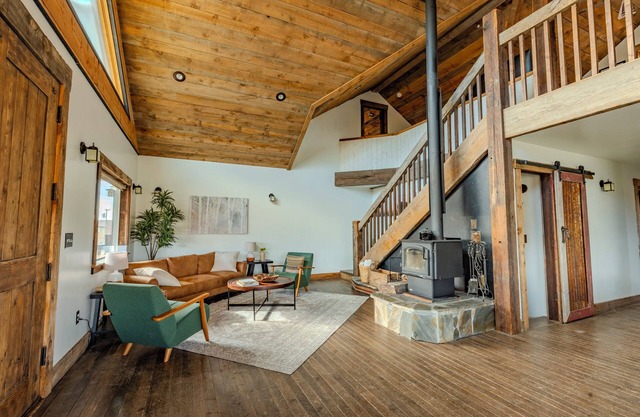 Bozeman Country Retreat ~ Big Sky Views