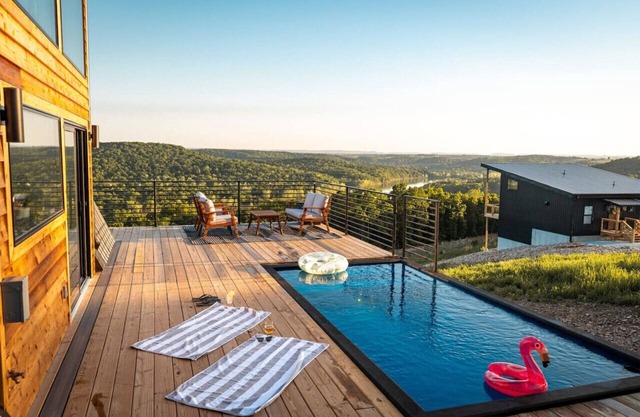 Branson Romantic Getaway Swimming Pool Lake Views