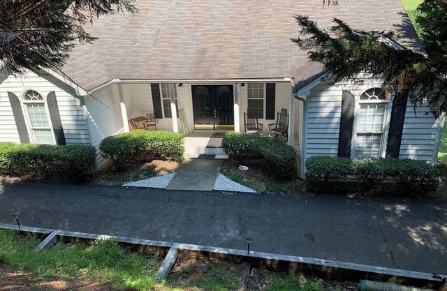 Brasstown Valley Cottage 5/3 w/ Hot Tub