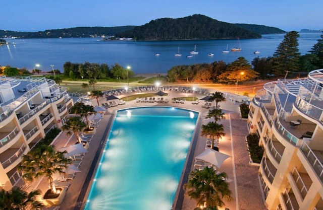 IMPRESIONANTE - ETTALONG BEACH RESORT