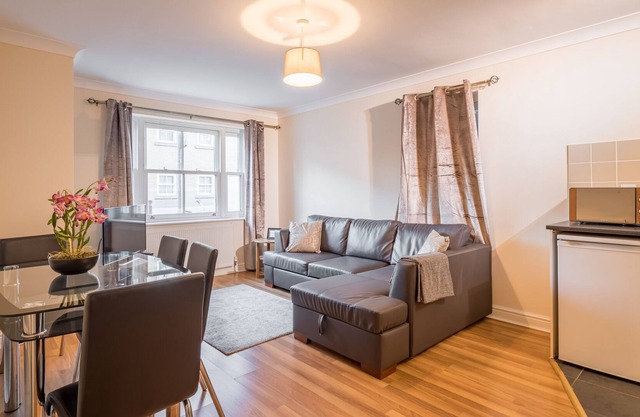 Bridge View Apartment