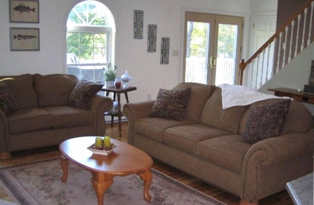 Casa de lujo frente al lago en Long Lake Private 1. 4 acres