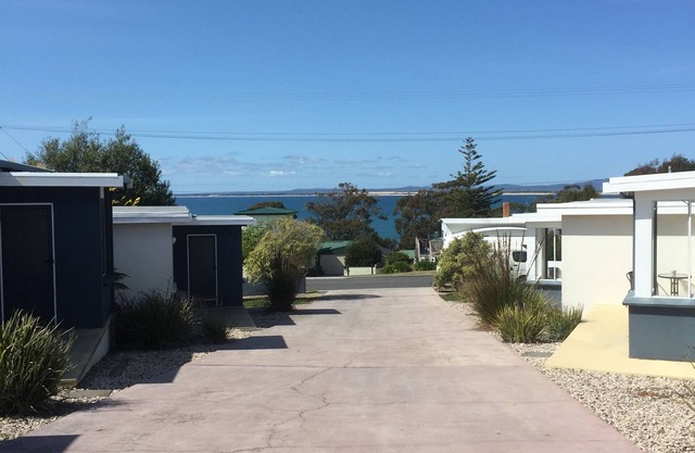 Old Pier Apartments Bridport. unidad 1-5