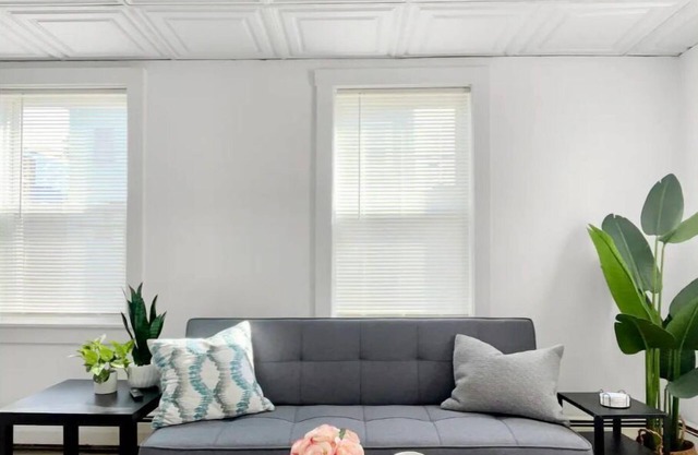 Bright 2BR by Boston Waterfront