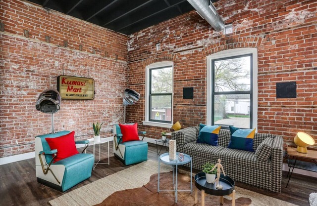 Impresionante enorme Vintage 4 BDRM / 2BATH Loft minutos del centro!
