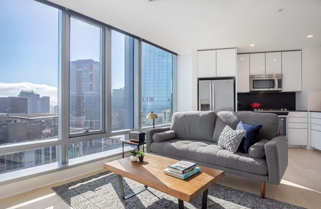 Bright Rincon Hill 1BR w/ Gym + W/D near Silicon Valley, by Blueground