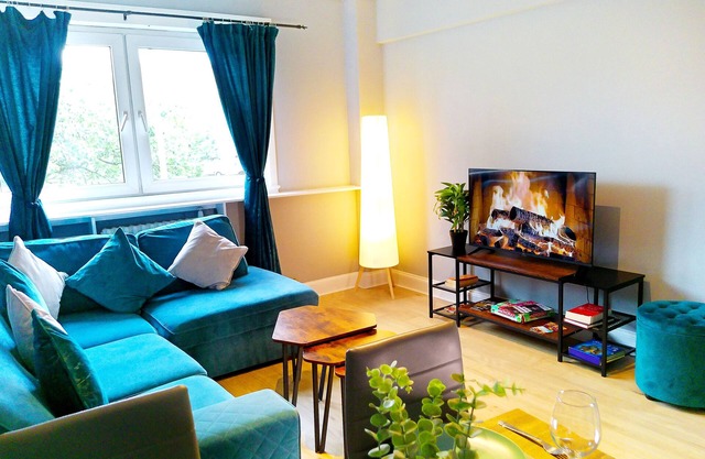 Apartamento-Baño compartido-Confortable-Balcón-3 bed free parking