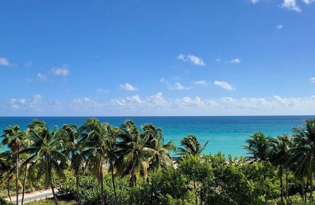 Broadmore Miami Beach