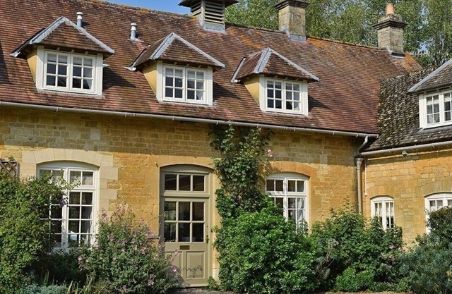 Bruern Cottages - Newmarket (para 8 + 2)